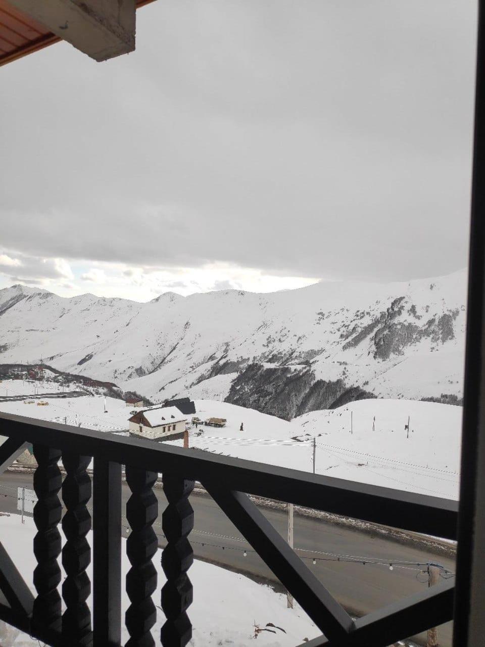 Apartamento Mountain Dream House Gudauri Exterior foto