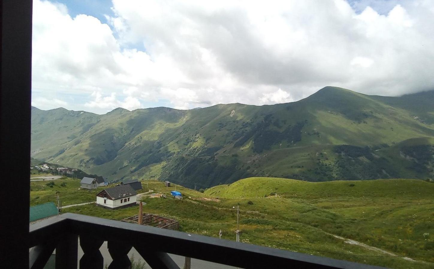 Apartamento Mountain Dream House Gudauri Exterior foto